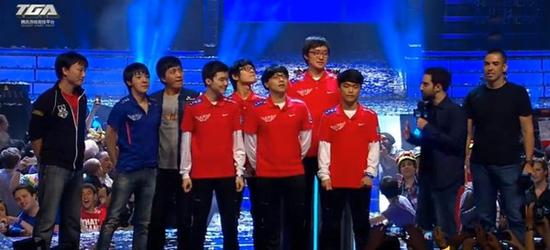 2022LPL夏季赛首发：16：40 RNG vs EDG(BO5)，jiejie上来了！