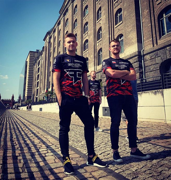 Meiko：不管FNC今天有没有赢T1 我都觉得他们是强队